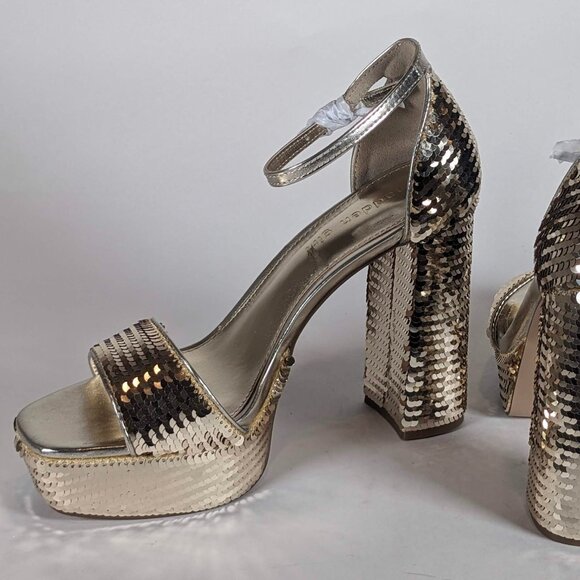 Madden Girl, Steve Madden Women's Heels in Gold Seqin in Box - Size 6,7,8,9,10 - Picture 3 of 7